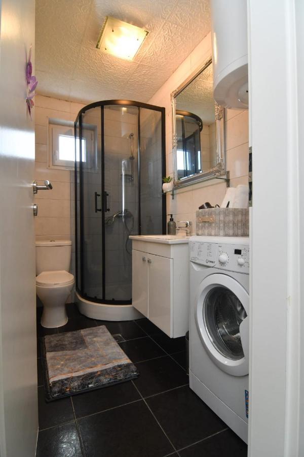Apartman Gluic Sinj Exteriör bild