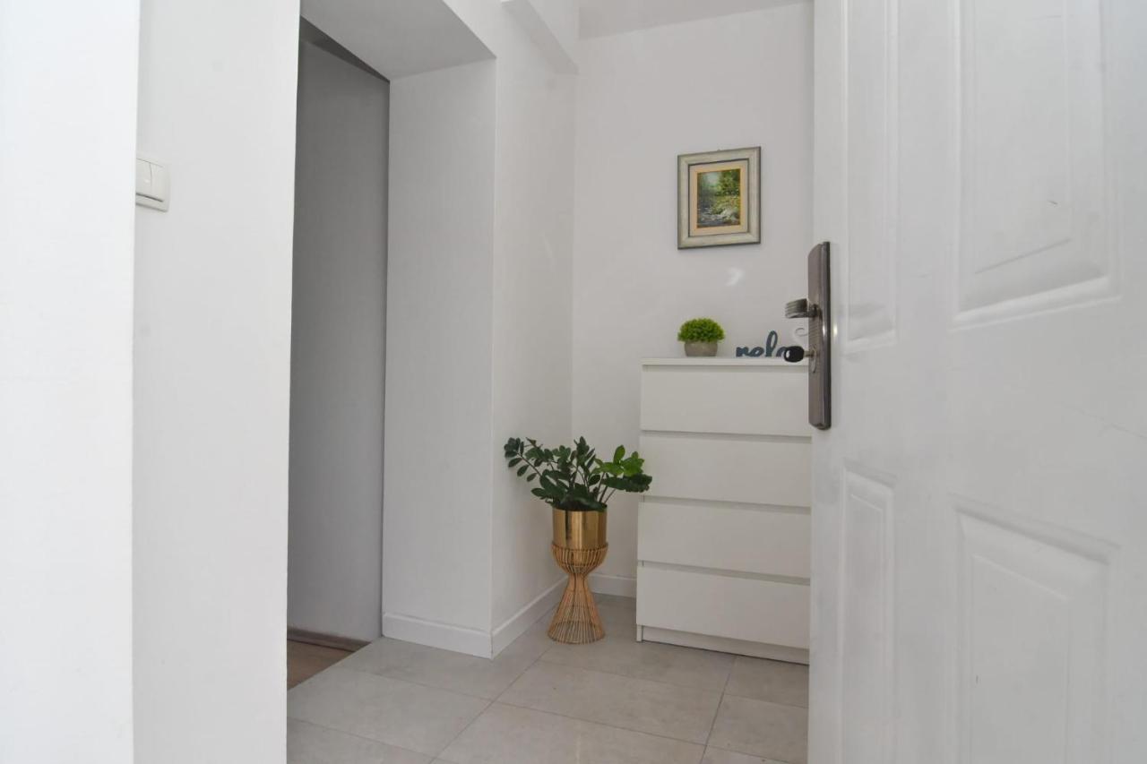 Apartman Gluic Sinj Exteriör bild